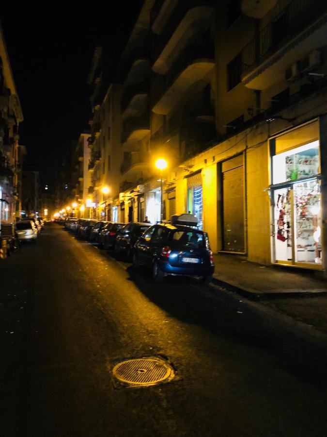 نابولي Gians B&B المظهر الخارجي الصورة