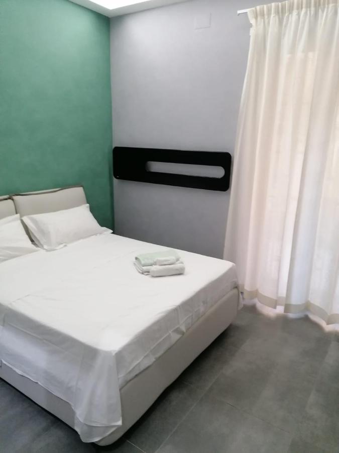 نابولي Gians B&B المظهر الخارجي الصورة