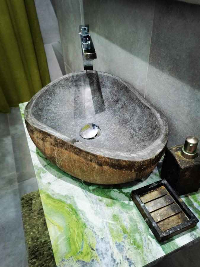 نابولي Gians B&B المظهر الخارجي الصورة