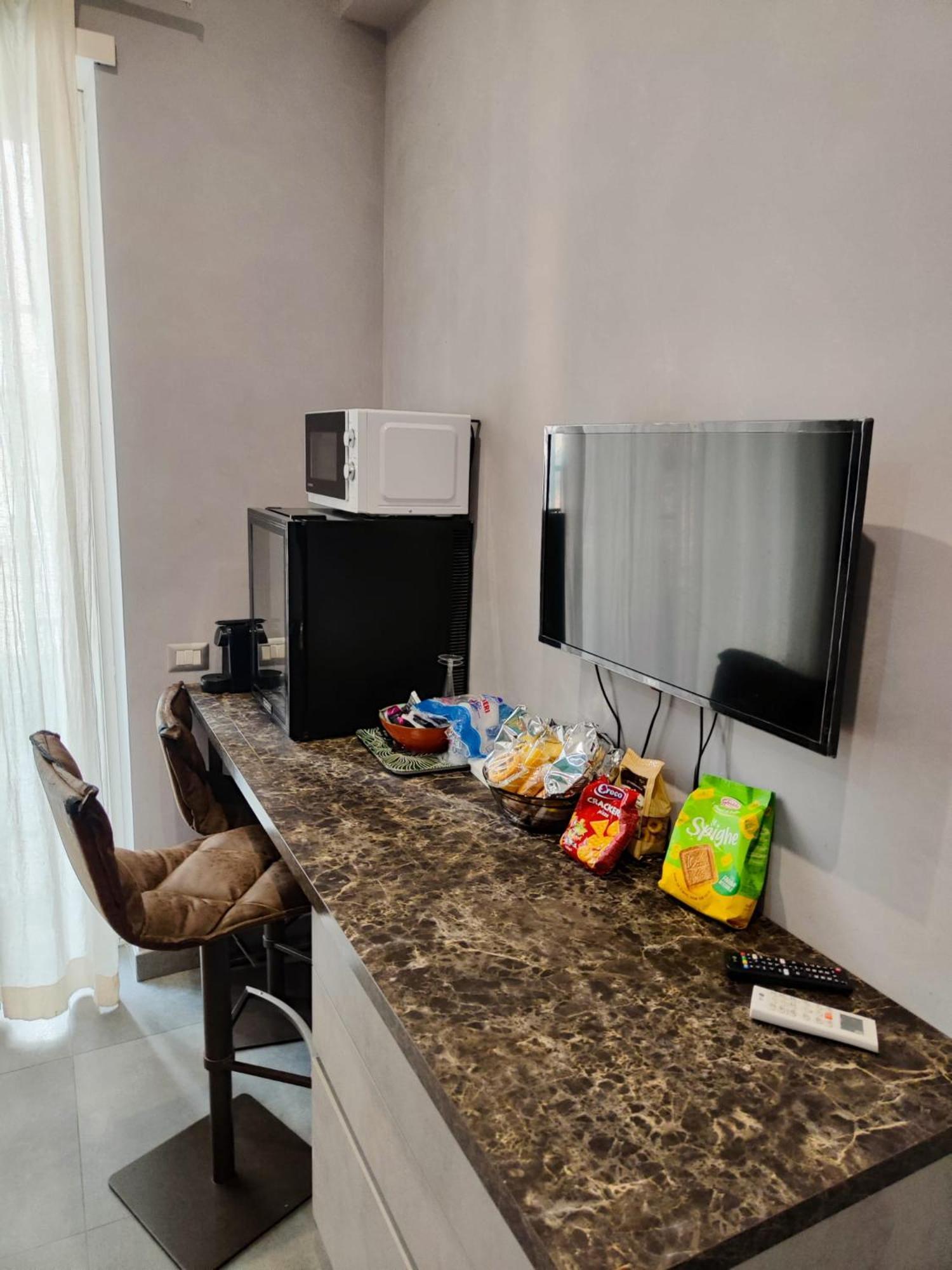 نابولي Gians B&B المظهر الخارجي الصورة